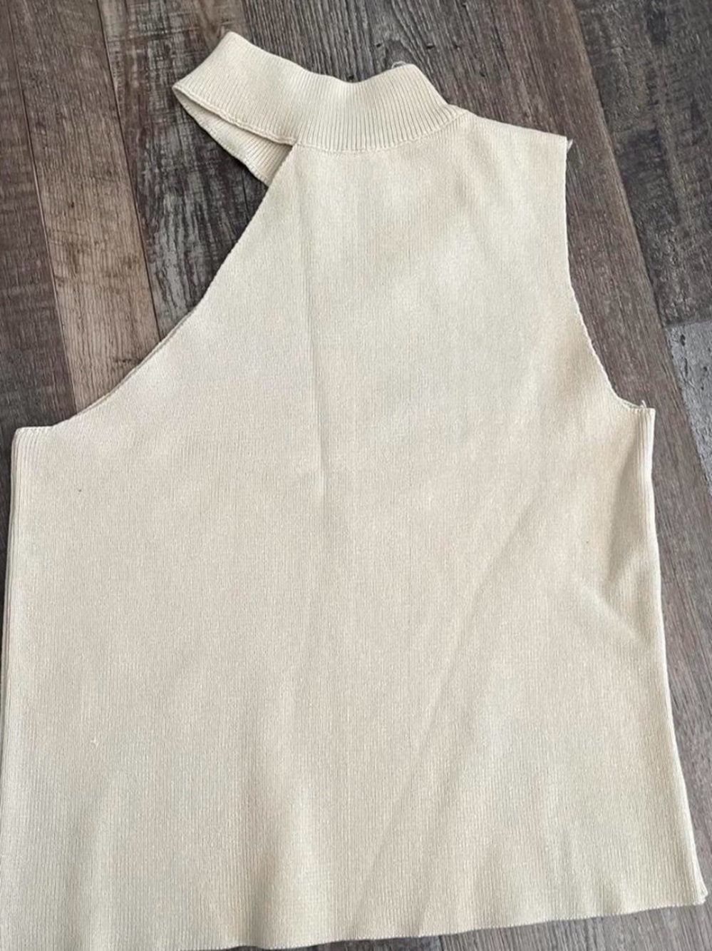Princess Polly Asymmetric One-Shoulder Mock Neck Tank in Cream
